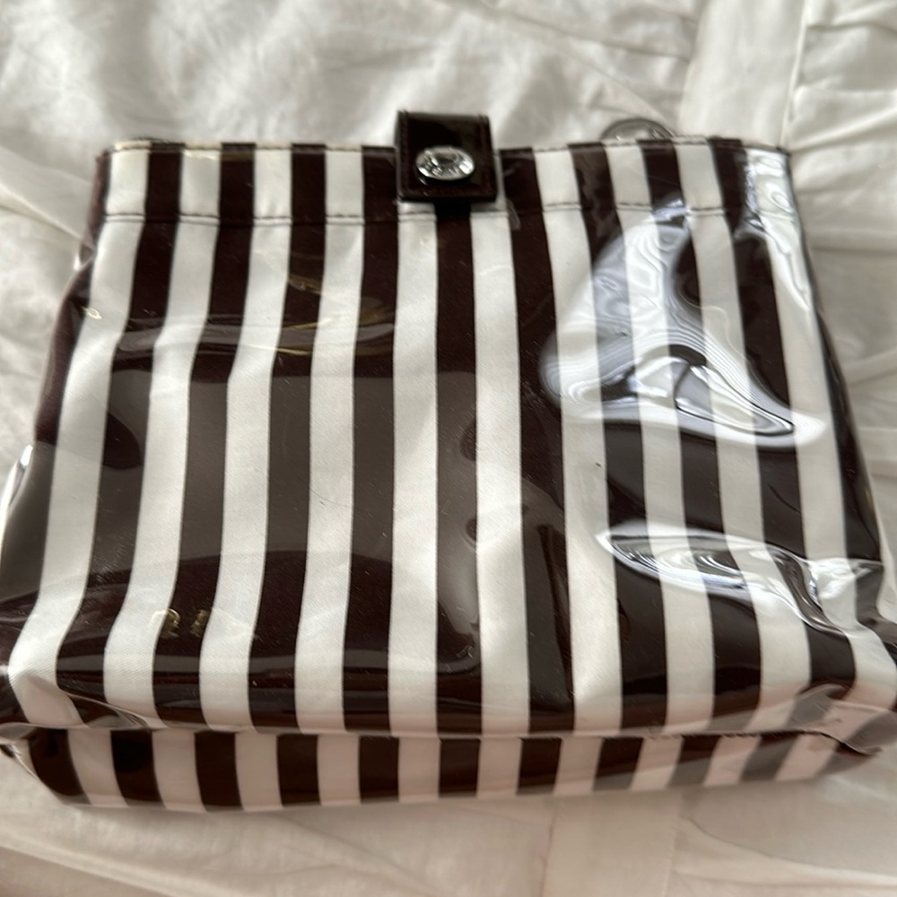 Henri Bendel  makeup bag